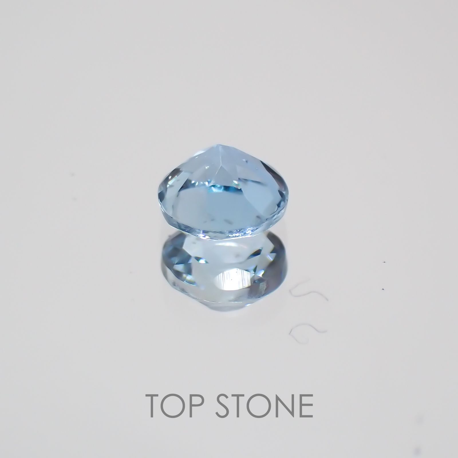 サンタマリア アクアマリン ブラジル産 ルース 0.23ct[210310150]3.9×3.9mm前後