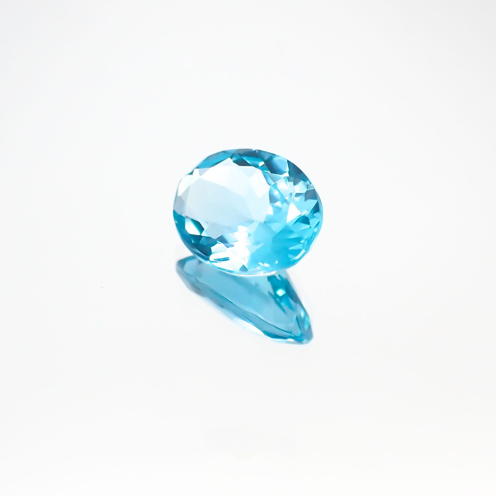 アパタイト(宝石名アパタイト)ブラジル産 1.61ct 識別済[230823189]9x6.8mm前後