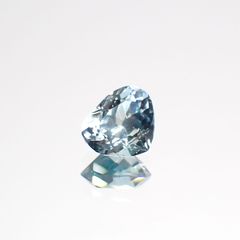 ユークレース(宝石名ブルー・ユークレース)コロンビア産 0.310ct ソ付(彩珠)[221018846]4.8x4.1mm前後