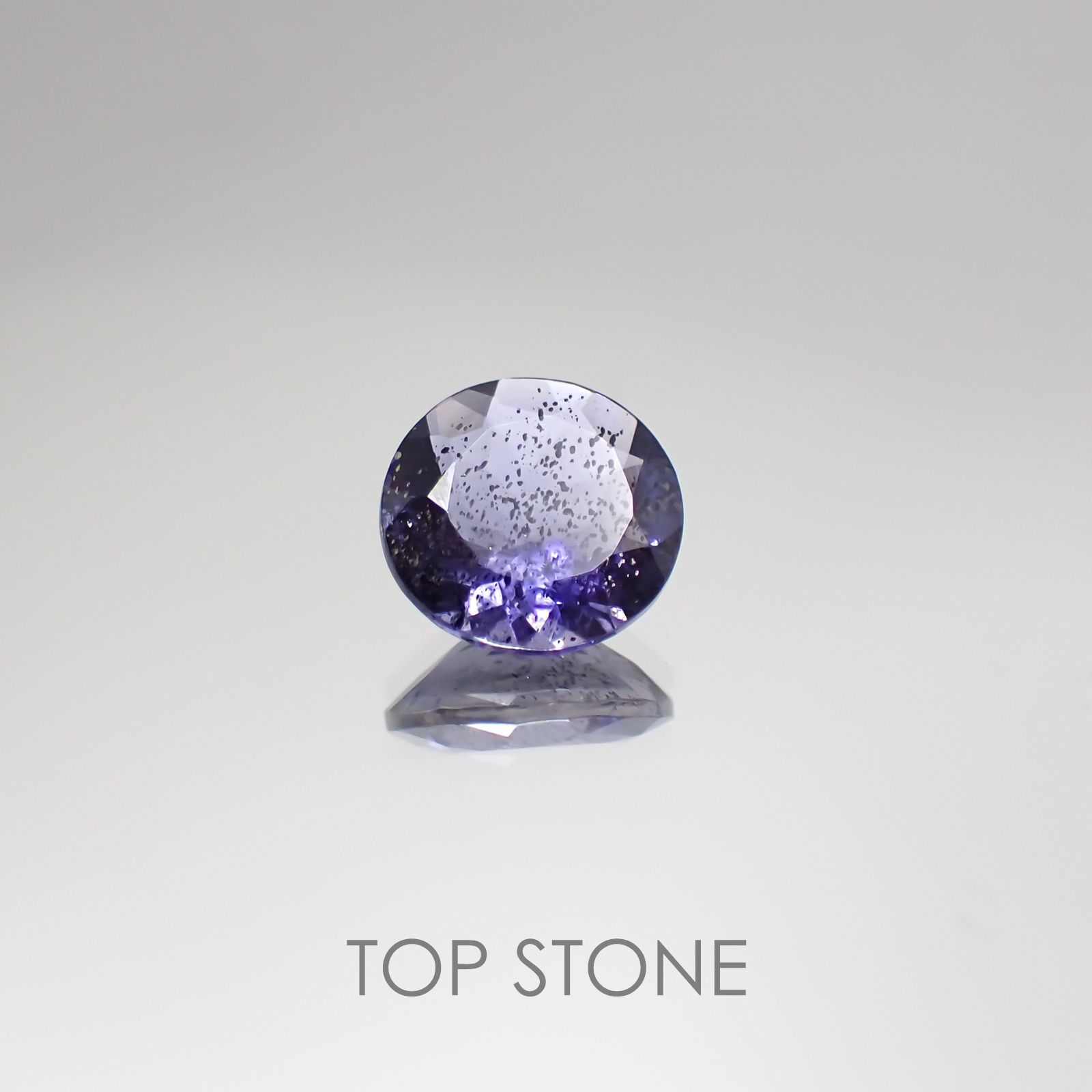 アイオライトサンストーン インド・ブラジル産 ルース 1.35ct[20129287]8×8mm前後