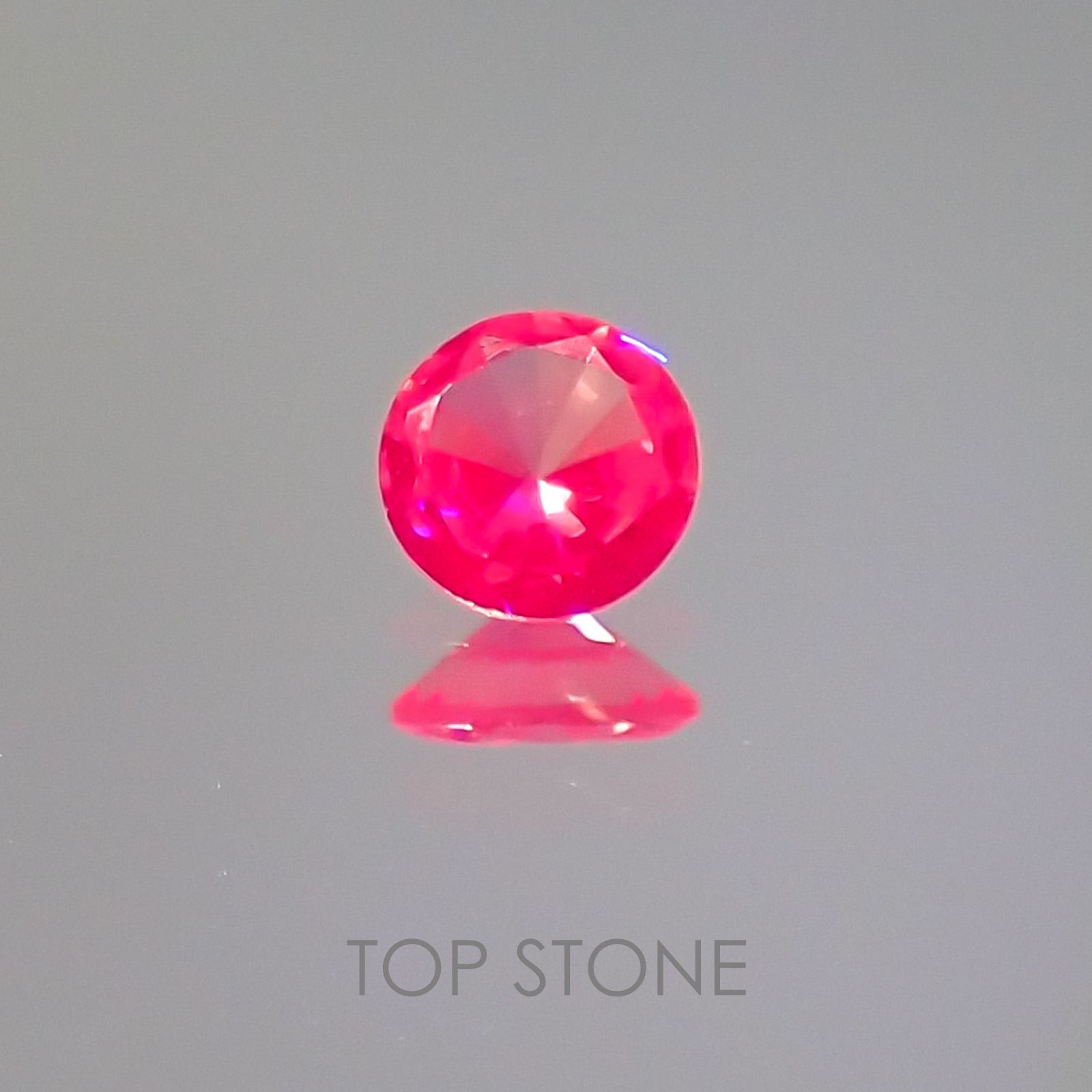 ホットピンクスピネル タンザニア産 ルース 0.11ct[20117675]3.1×3.1mm前後