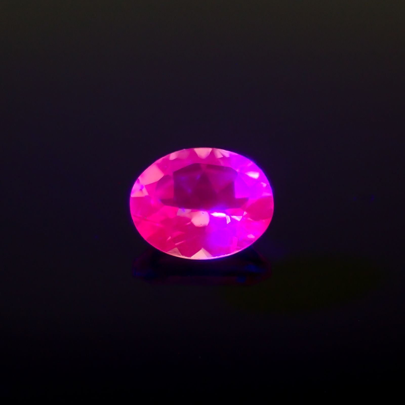 シルキーピンクスピネル タンザニア産 0.38ct[230421569]4.9x3.9mm前後
