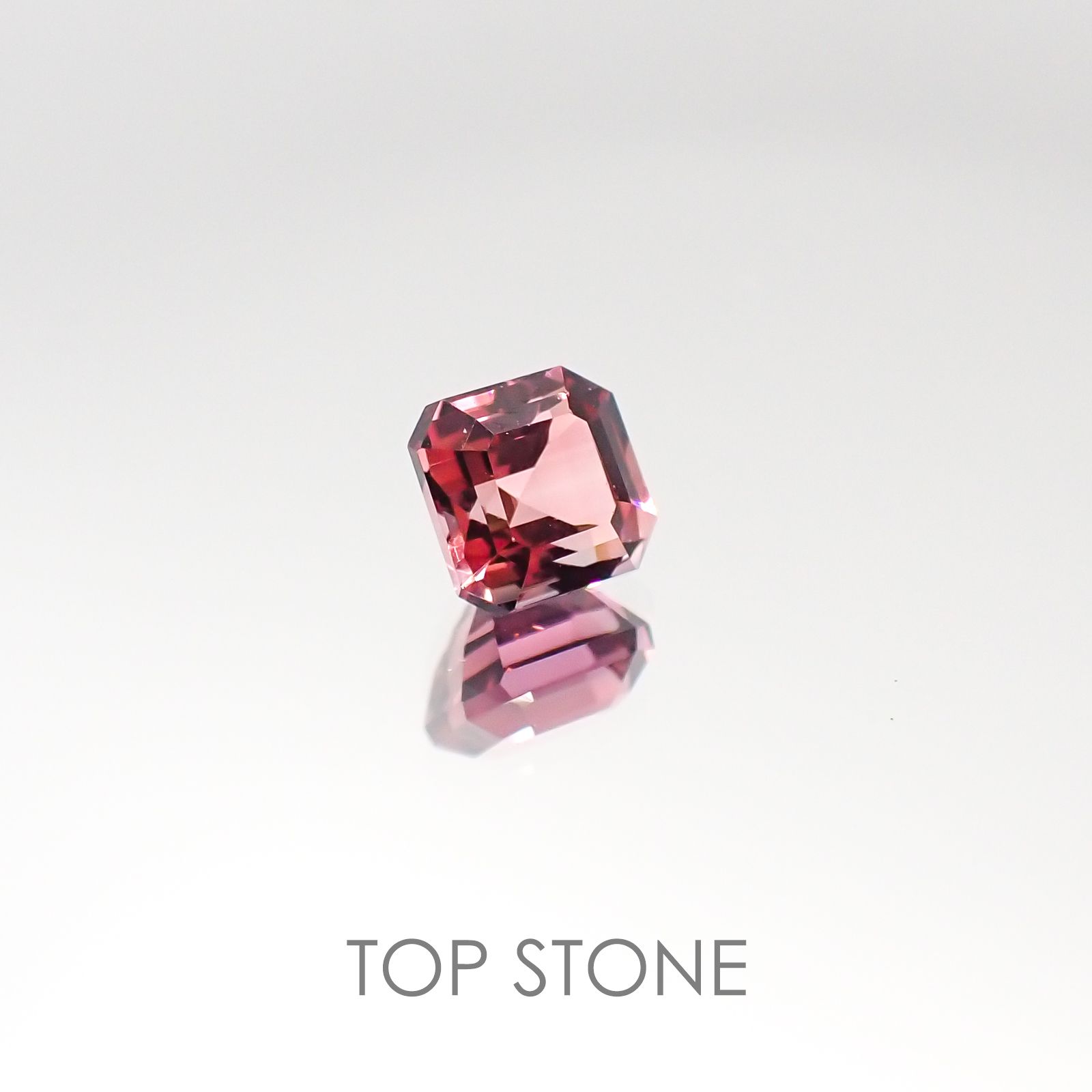 バイカラートルマリン ブラジル産 ルース 0.87ct[20095679]5.1×5mm前後