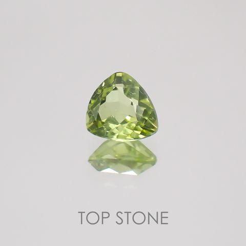 グリーンエンスタタイト(宝石名グリーン・エンスタタイト) カメルーン産 0.28ct 識別済[20128859]4.3×4.1mm前後