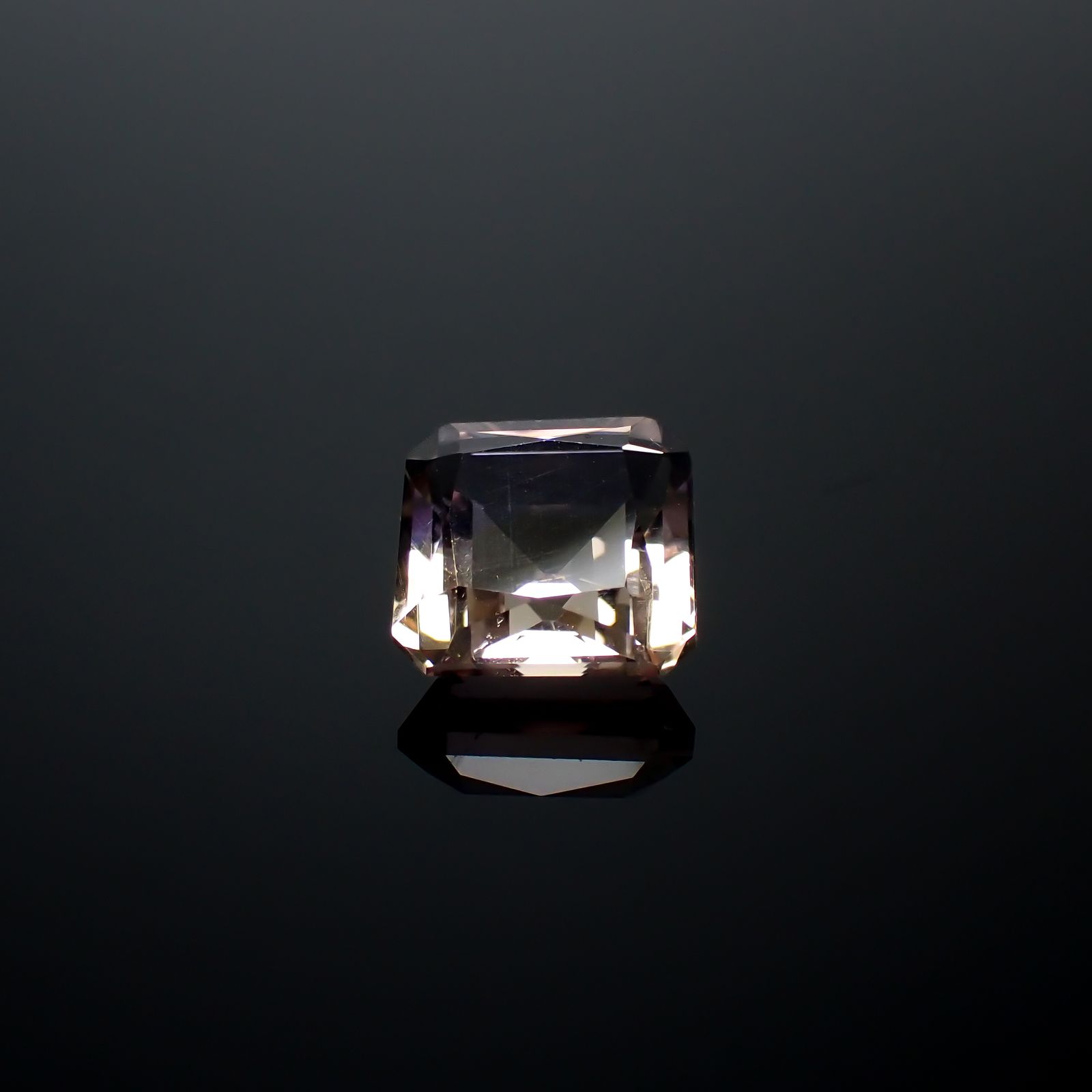 アメトリン ボリビア産 1.97ct[231225102]7.3x7.6mm前後
