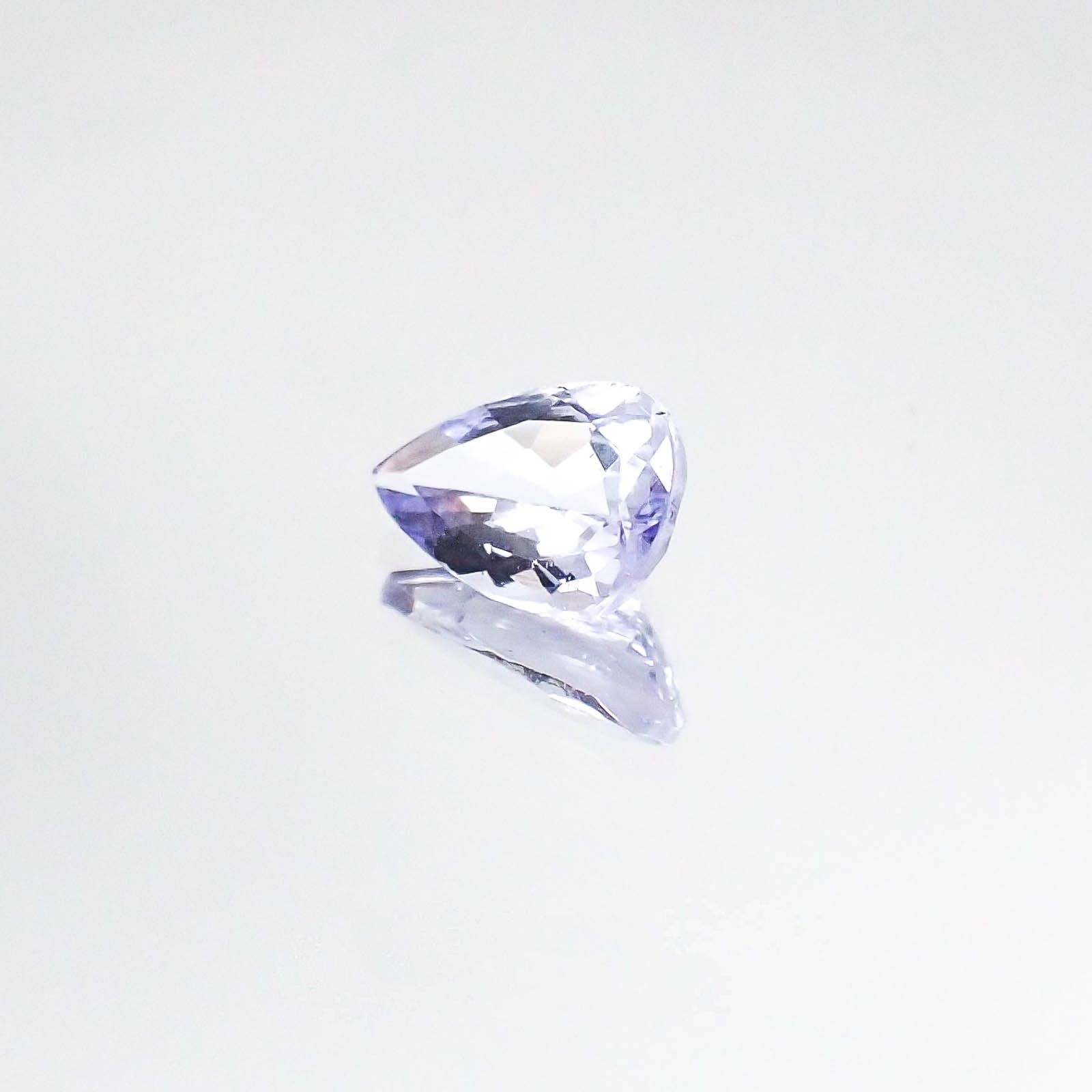 ラベンダーゾイサイト(宝石名ゾイサイト)タンザニア産 0.55ct 識別済[230522016]6.9x4.7mm前後