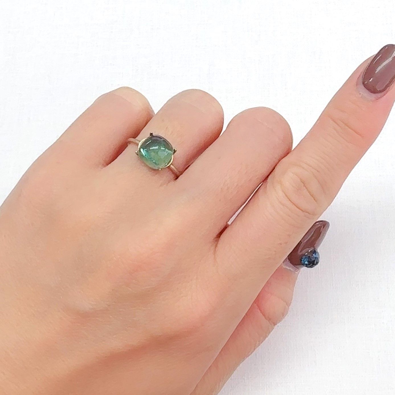 フローライト フルオレッセンス イギリス・ロジャリー鉱山産 3.24ct[240527711]8.4x8.3mm前後