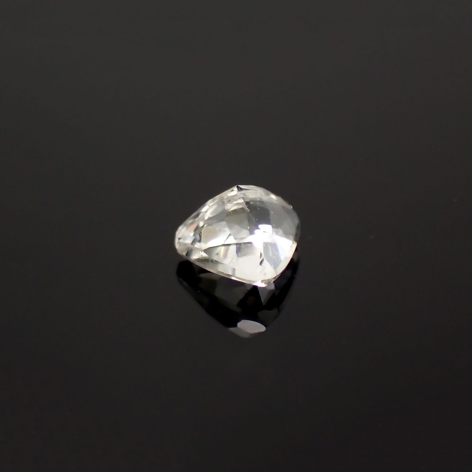 リューコガーネット ビルマ産 0.25ct [230923368]3.6x3.6mm前後