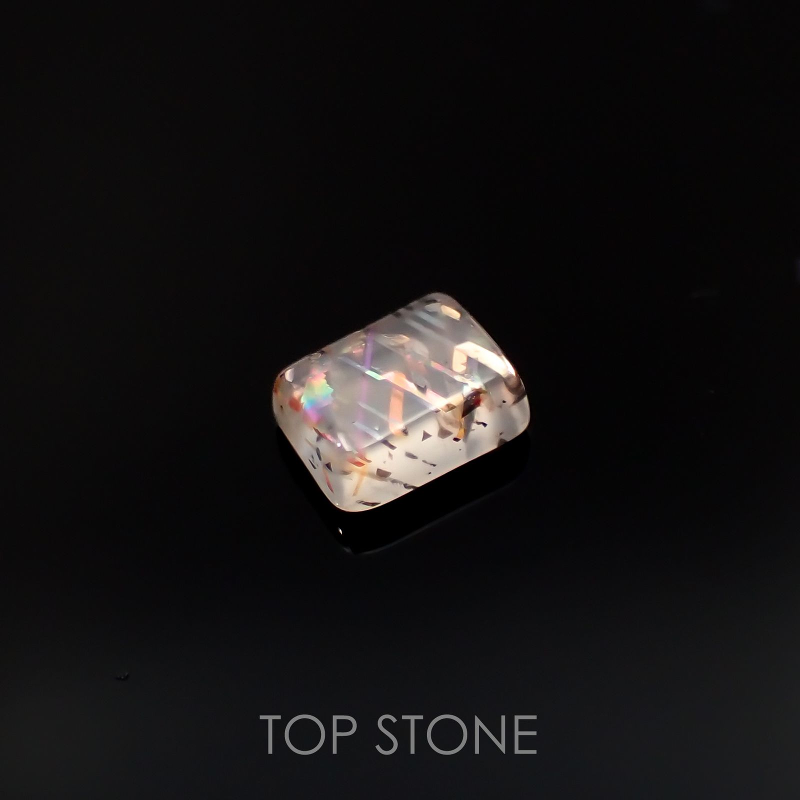 レインボーラティスサンストーン オーストラリア産 0.36ct[230220748]4.8x3.6mm前後