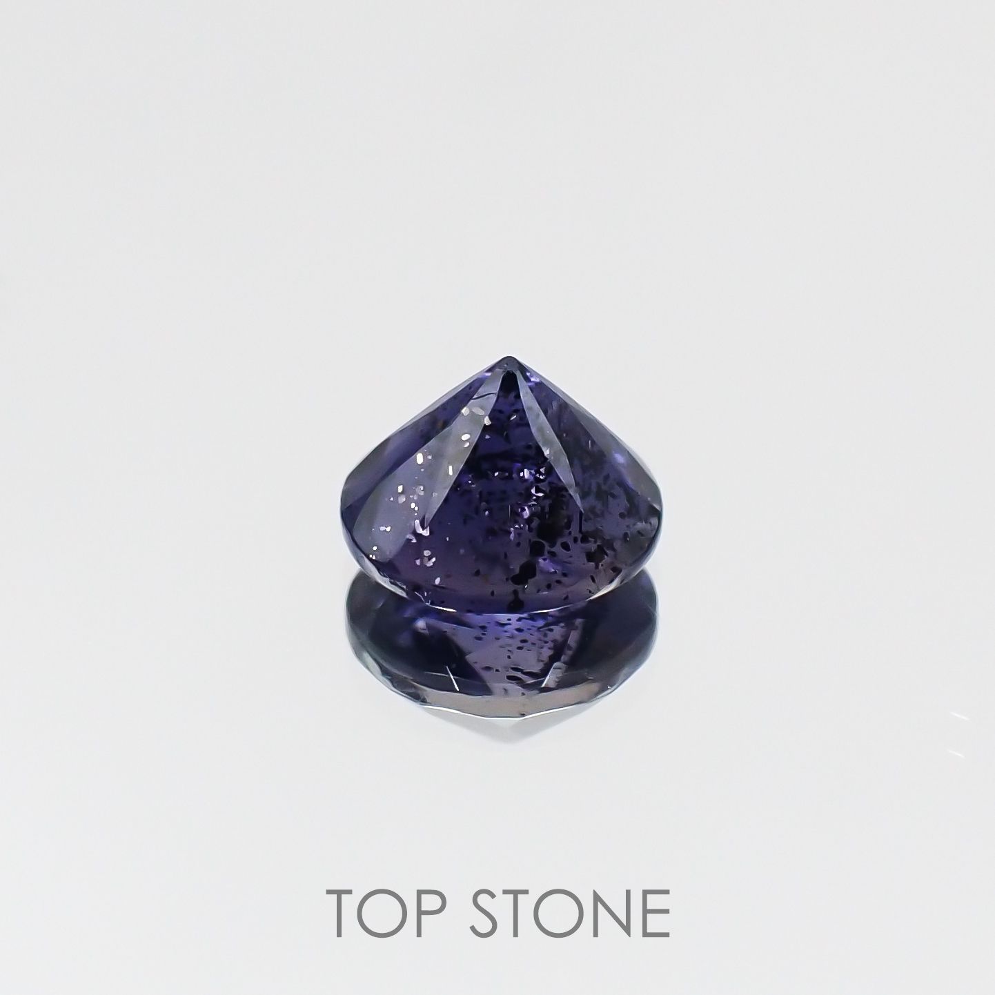 アイオライトサンストーン インド・ブラジル産 ルース 0.71ct[210611090]6×6mm前後