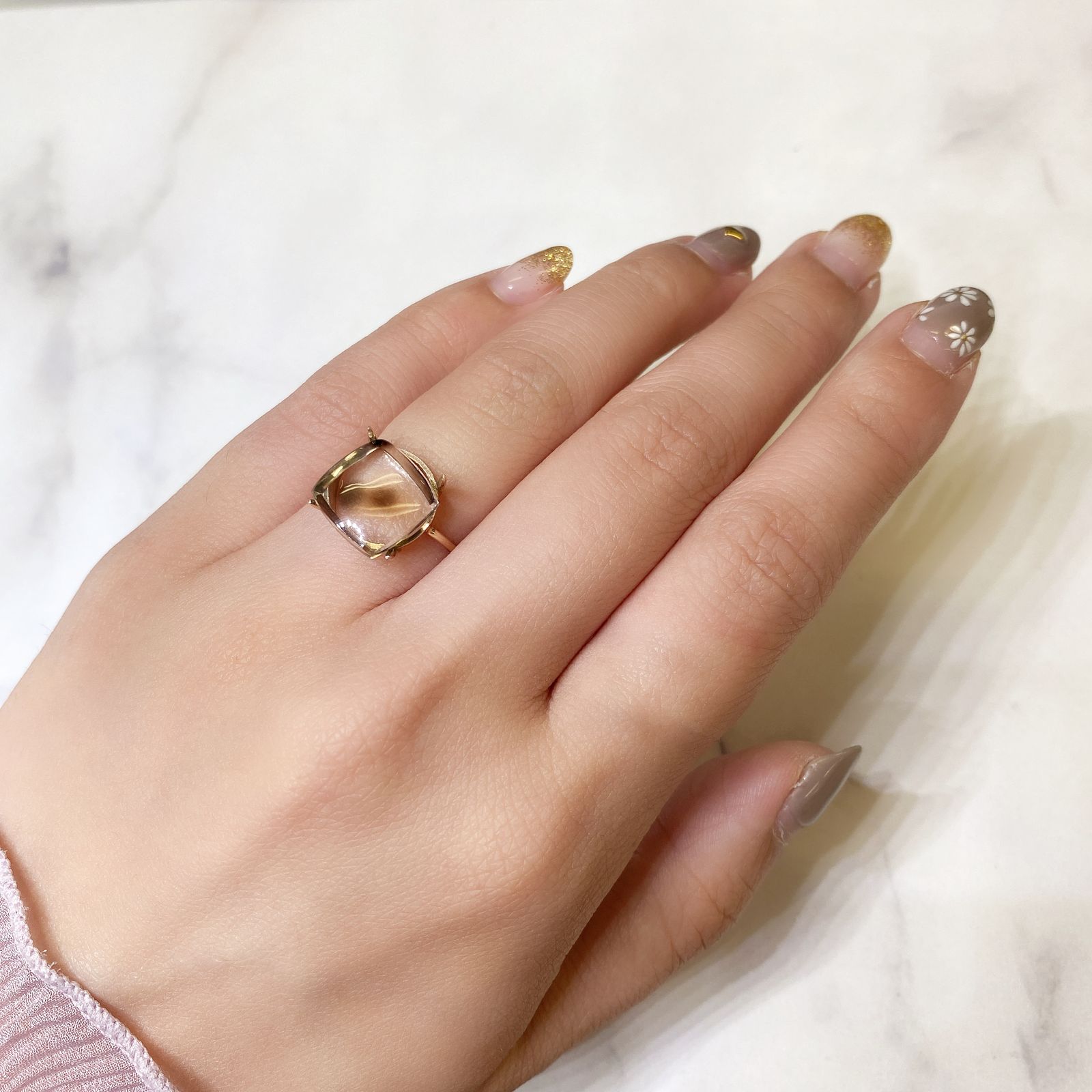 ダルメシアンクォーツ(宝石名ラジエーション・ダメージ・クォーツ) ブラジル産 5.19ct 識別済[210812883]11.3×10.8mm前後
