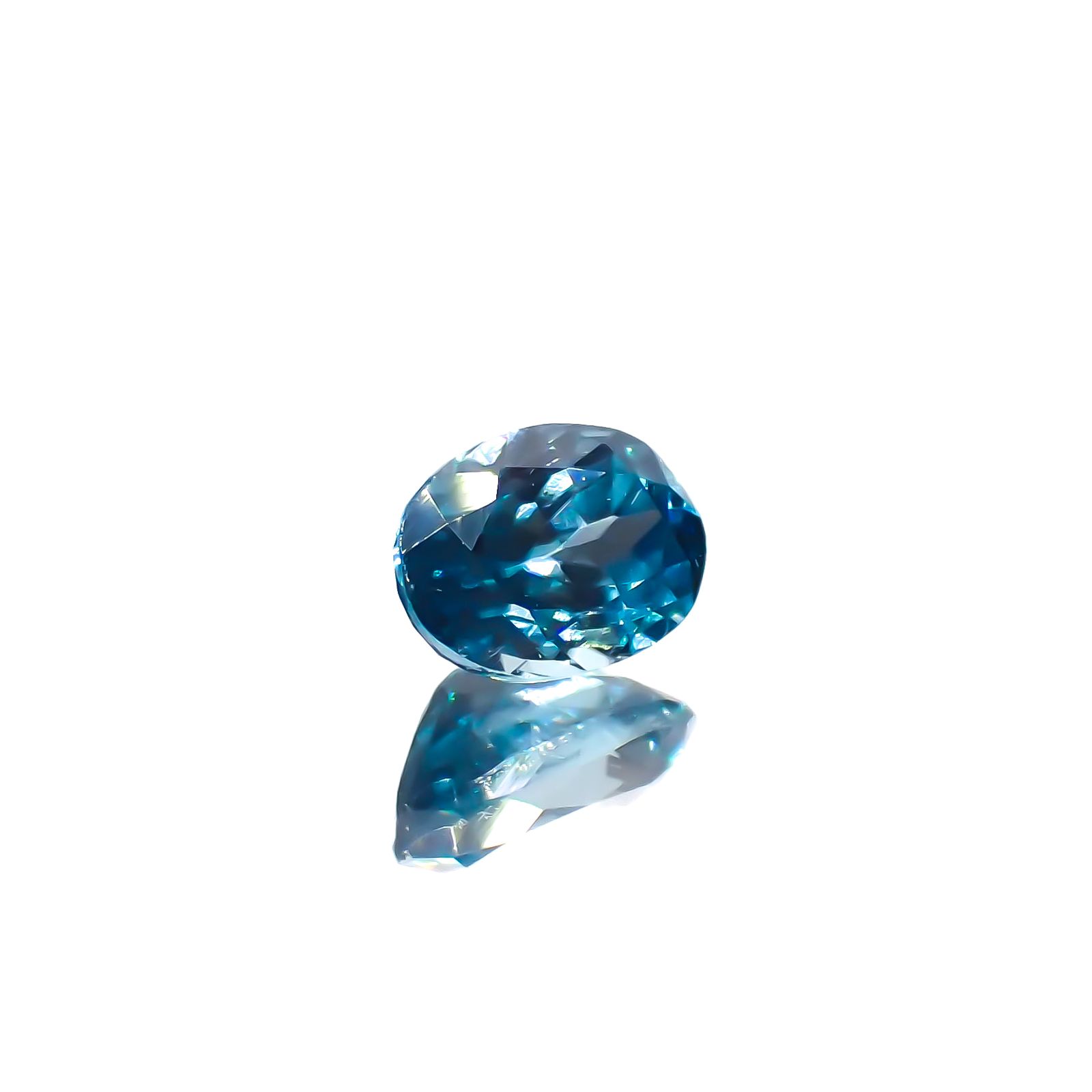 ブルージルコン カンボジア産 0.81ct[230823034]6x4.2mm前後