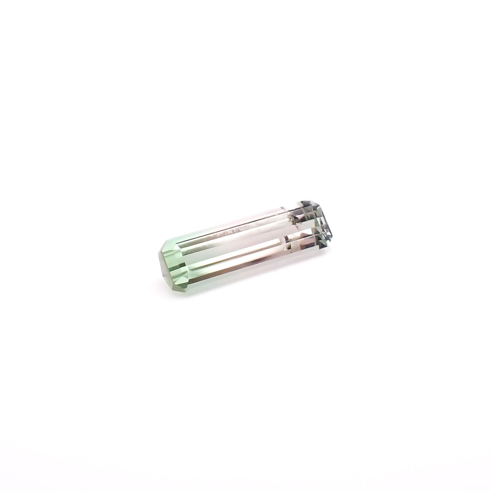 バイカラートルマリン アフガニスタン産 0.92ct / 10.7x3.1mm前後 [260932772]