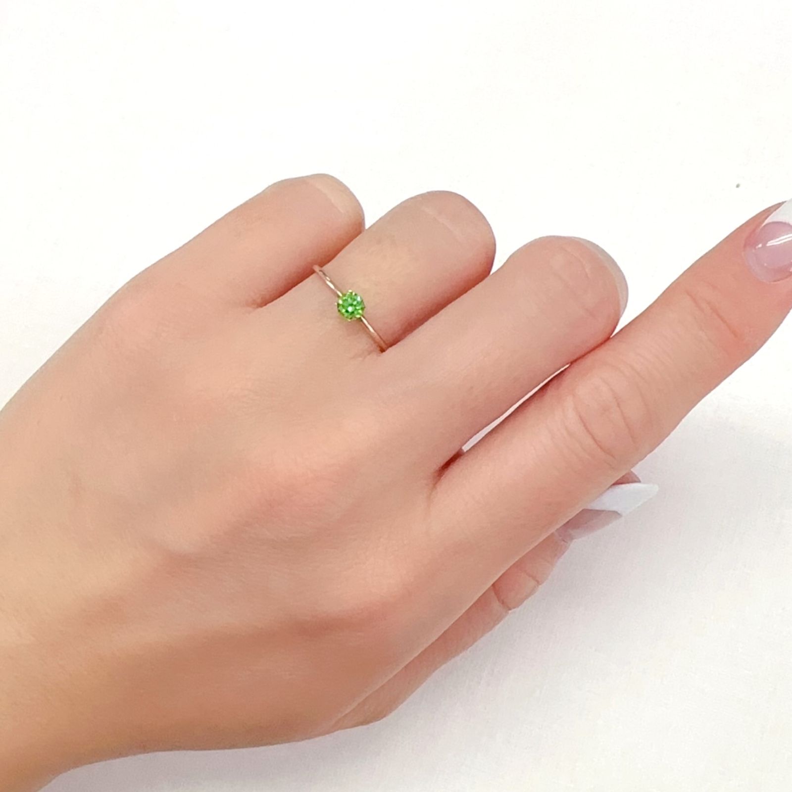 デマントイドガーネット ロシア産 0.26ct[231224558]3.8x3.8mm前後