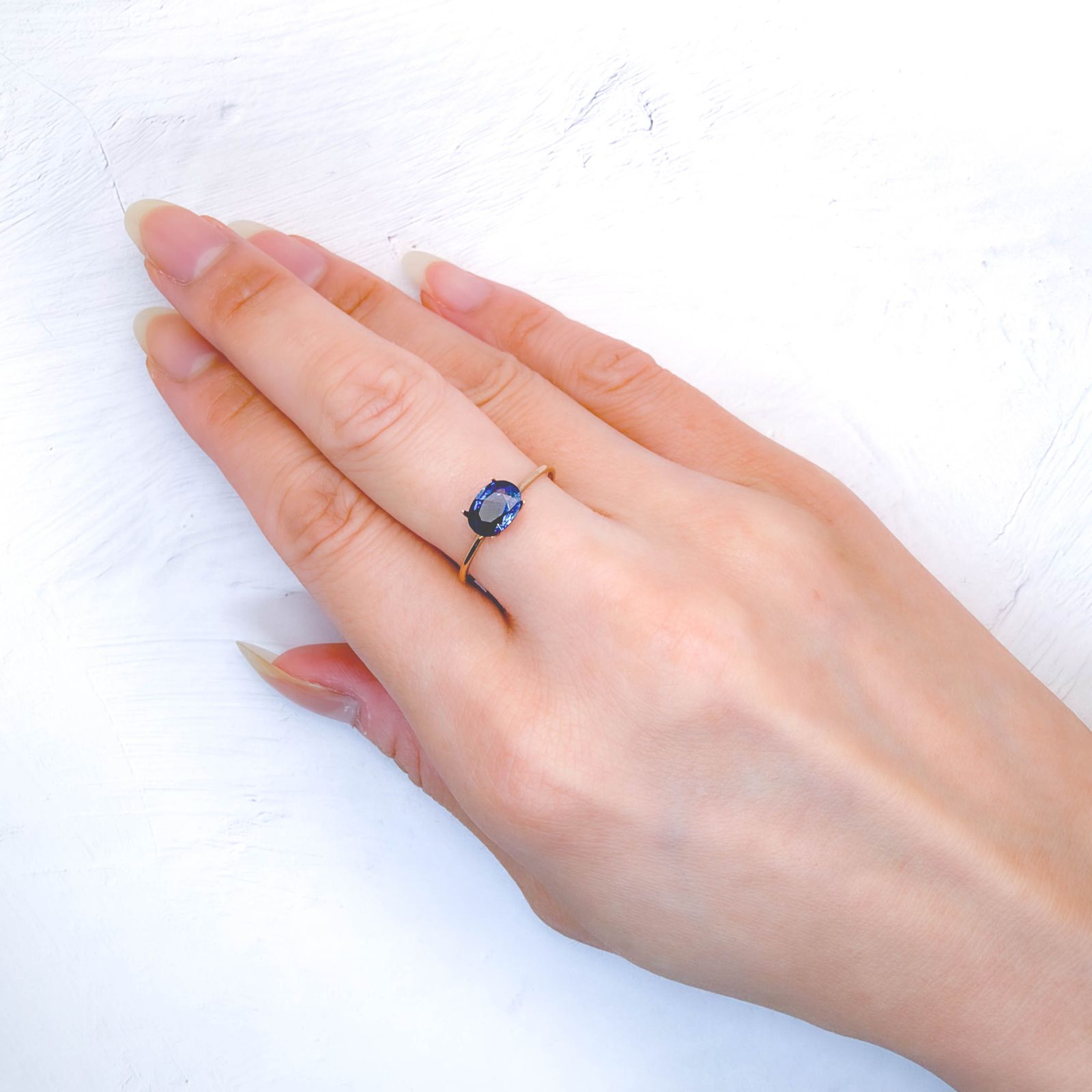 カシミールサファイア 非加熱(宝石名サファイア)インド・カシミール地方産 GIA鑑付 1.27ct / 7.24x5.25mm前後 [260933200]