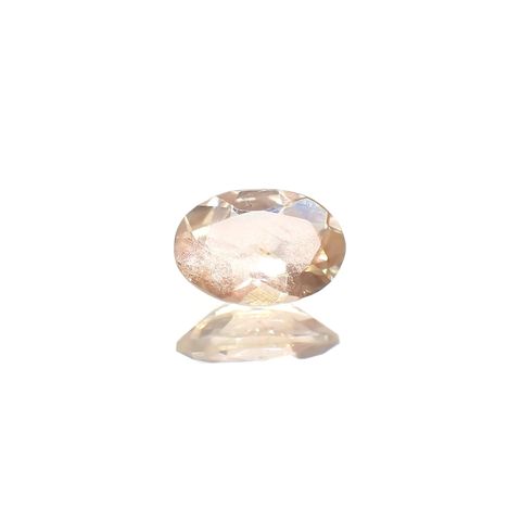 オレゴンサンストーン(宝石名ラブラドライト)アメリカ・オレゴン州産 識別済 0.85ct / 7.9x5.6mm前後 [220114662]