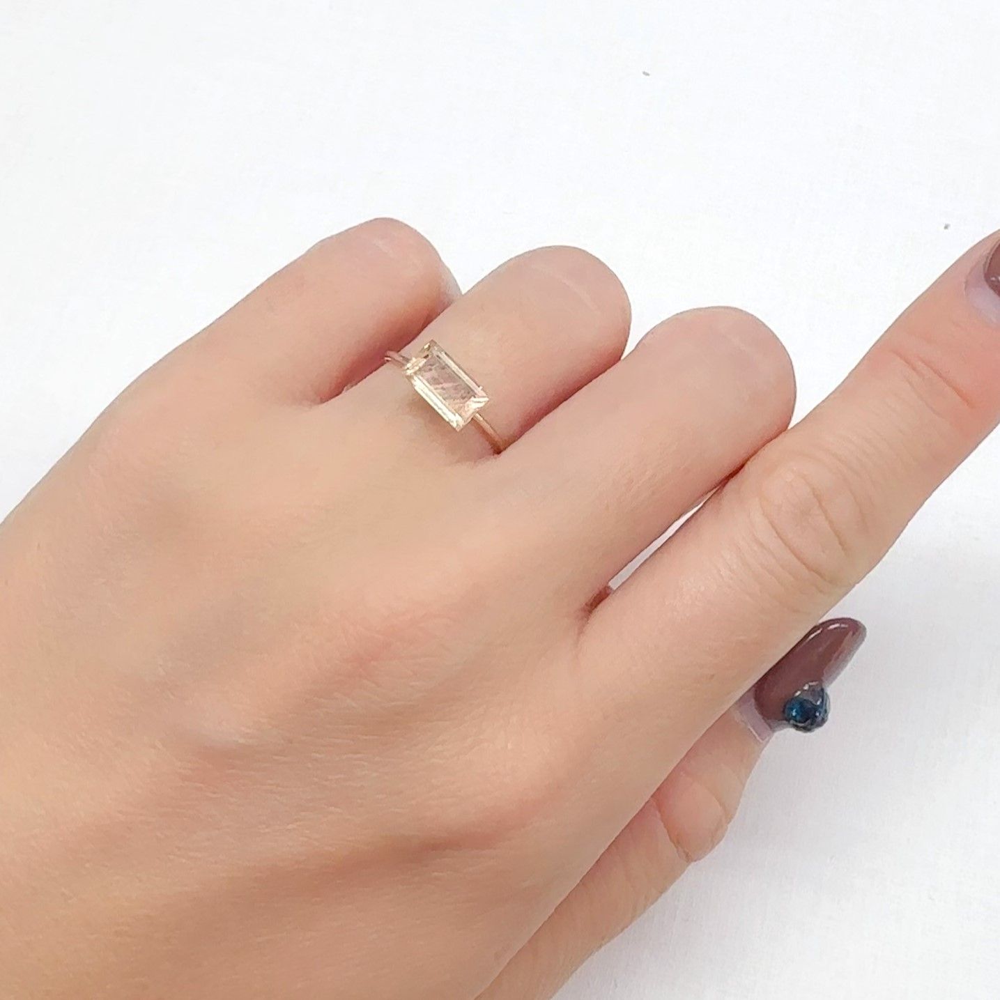 オレゴンサンストーン アメリカ・オレゴン州産 1.33ct[240627872]8.7x4.9mm前後