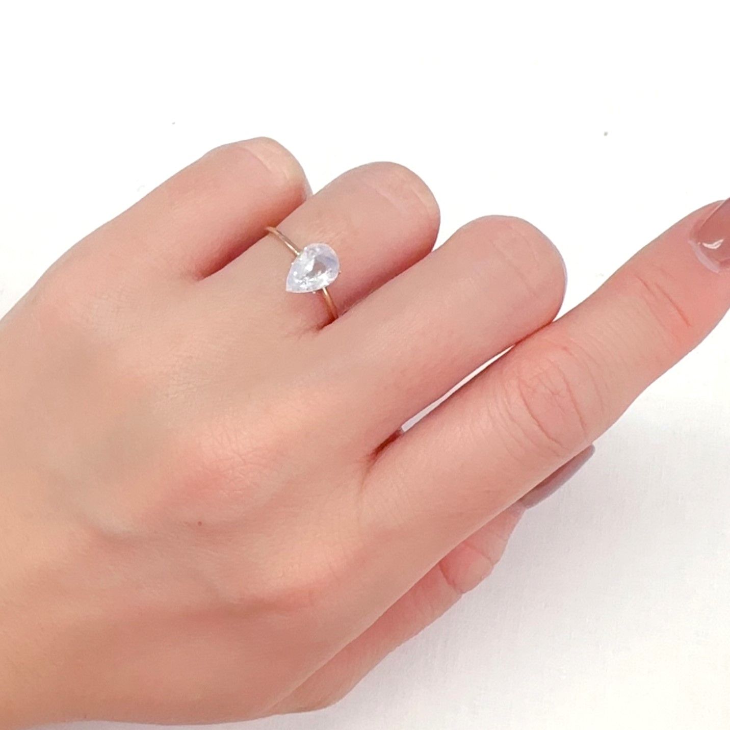 デュモルチェライトインクォーツ ブラジル産 1.00ct[240125646]8.5x6mm前後