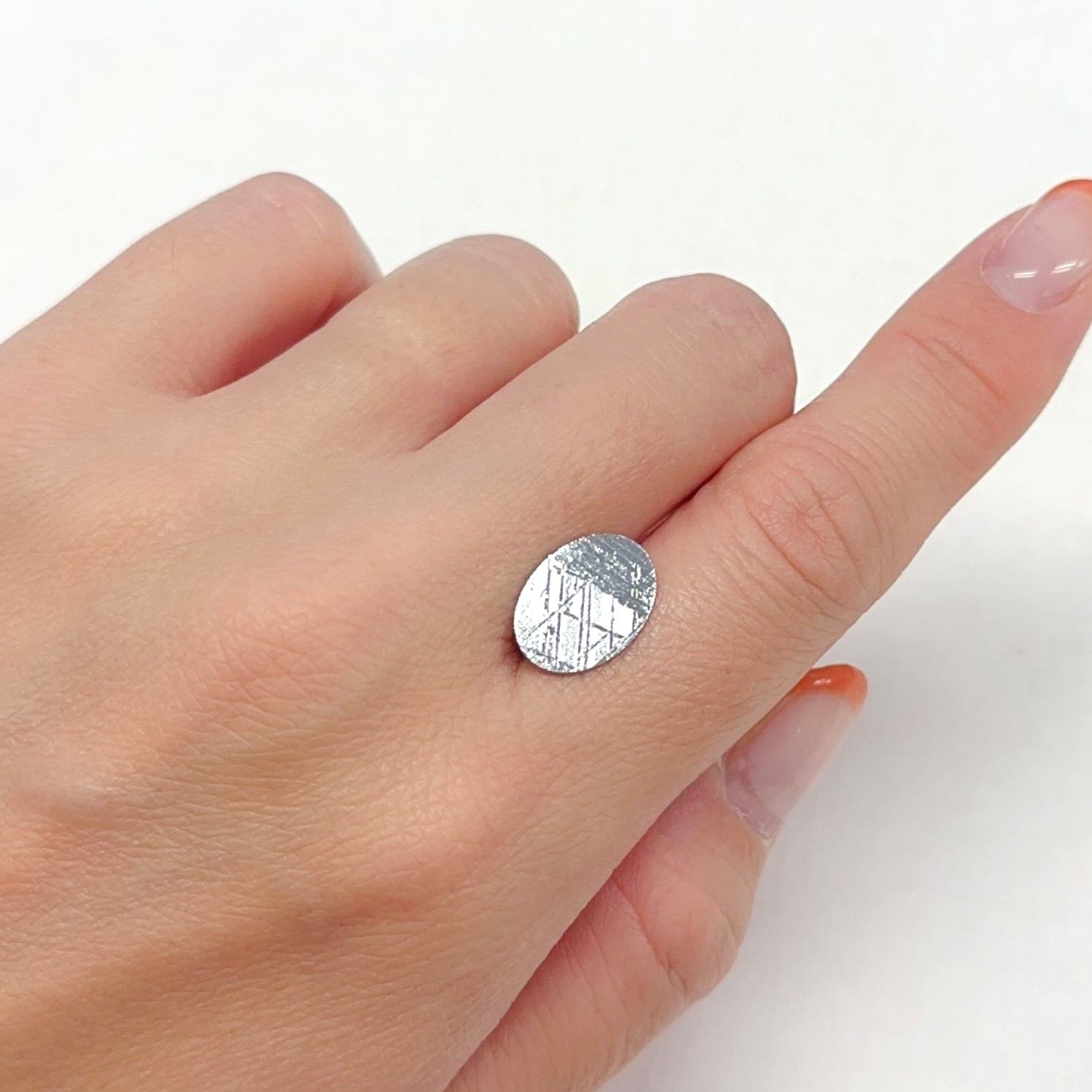 アルタイ隕石 発見地:中国 2.17ct[240125692]13.7x9.9mm前後