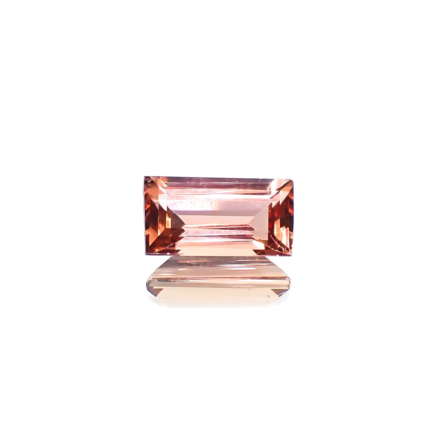 インペリアルトパーズ ブラジル産 0.70ct[231224518]6.9x3.5mm前後