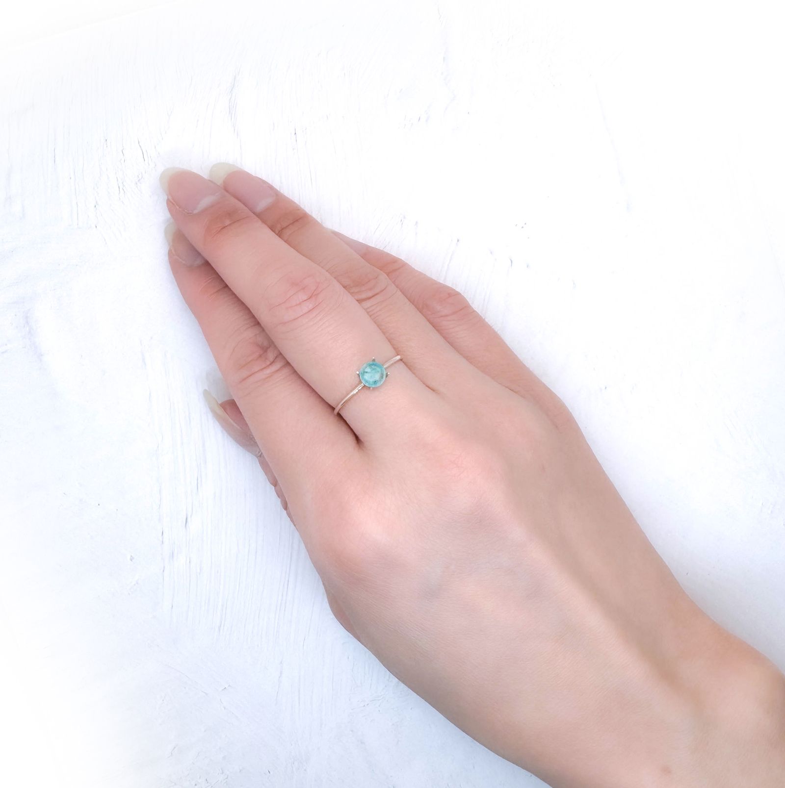 ◇リバーシブル◇パライバトルマリンインクォーツ ブラジル産 0.39ct / 5x5mm前後 [251231448]