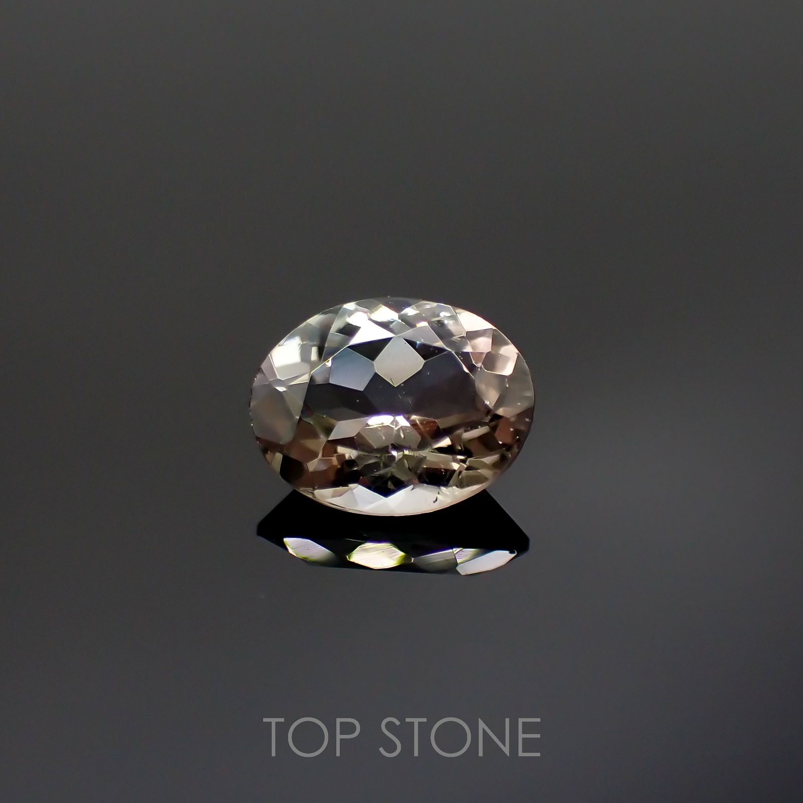 バイカラートルマリン(宝石名バイカラー・トルマリン)コンゴ民主共和国産 1.613ct ソ付(彩珠)[220717026]8.7x6.9mm前後