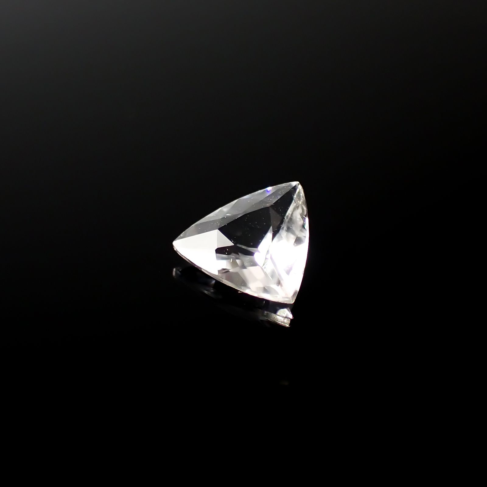 フェナカイト ブラジル産 0.46ct[240226265]6.2x5.9mm前後