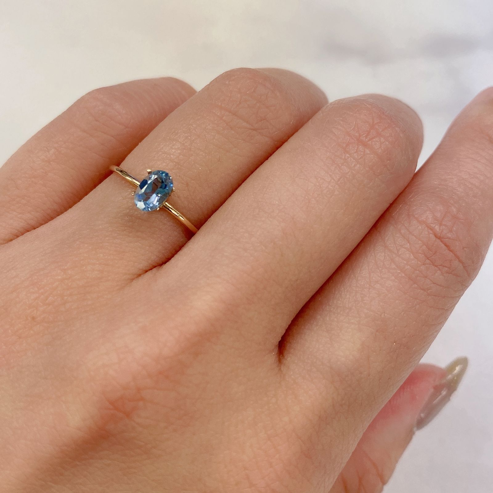 アクアマリン サンタマリアカラー(宝石名アクアマリン)モザンビーク産 0.37ct 識別済[220817251]6.1x4mm前後