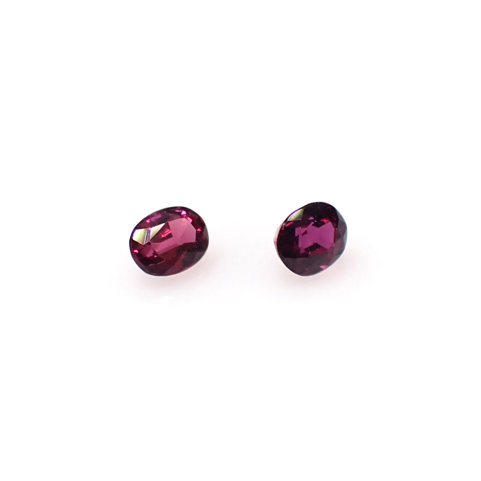 ◇ペアセット◇ルビー モザンビーク/ビルマ産 0.28ct(2pcs合計) [250630556]3.1-3.2x2.5mm前後