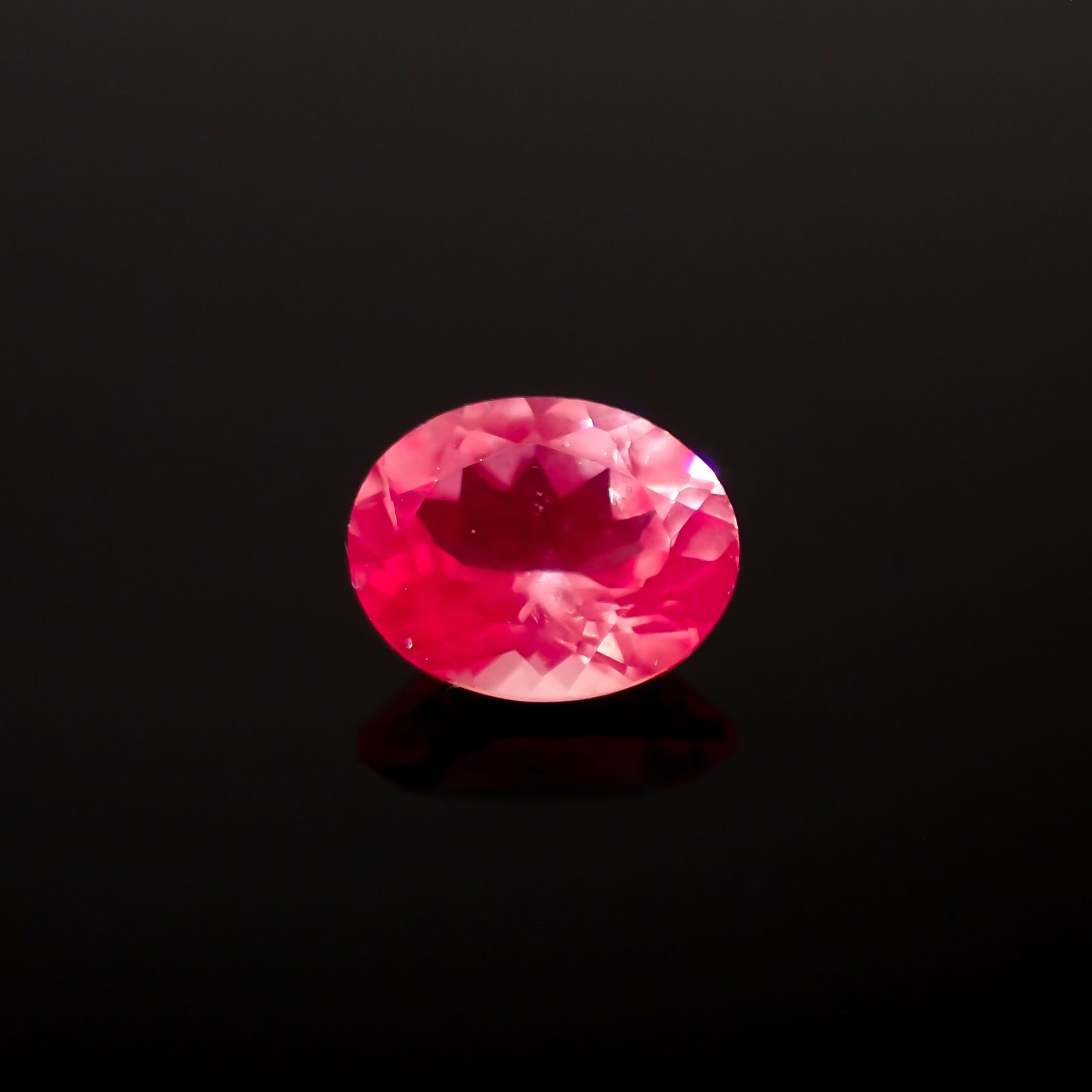 シルキーピンクスピネル タンザニア産 0.38ct[230421565]4.9x3.9mm前後