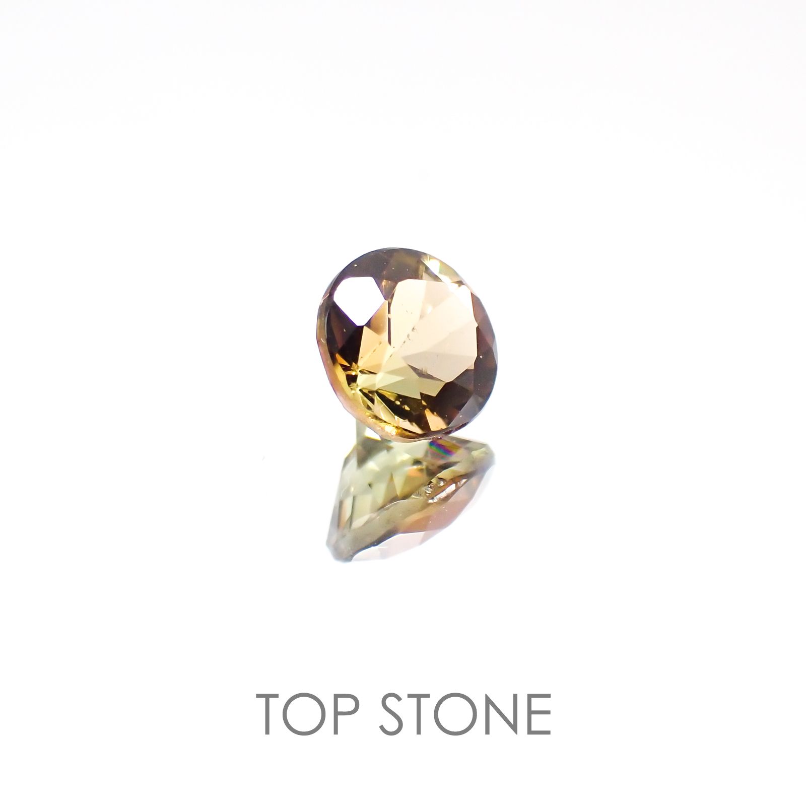 バイカラーアンダリュサイト スリランカ産 ルース 0.52ct[20117459]5×4.9mm前後