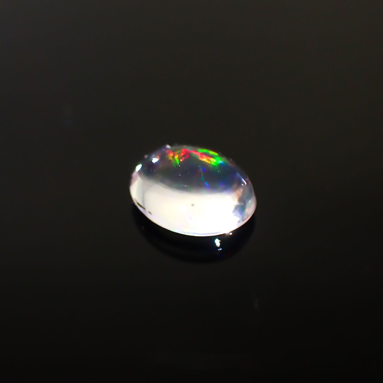ウォーターオパール メキシコ産 0.42ct[240216405]6.1x4.9mm前後