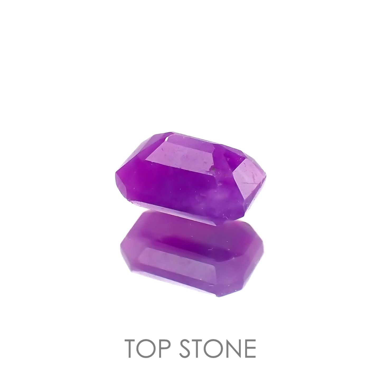 スギライト 南アフリカ産 0.42ct[220917608]5.3x3.9mm前後