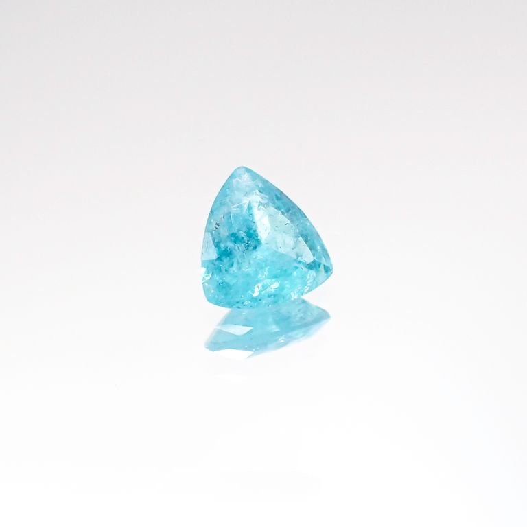 パライバトルマリン(宝石名トルマリン/別名パライバ・トルマリン) ブラジル・キントス鉱山産 0.258ct ソ付(宝貴協)[20106437]4.7×4.4mm前後