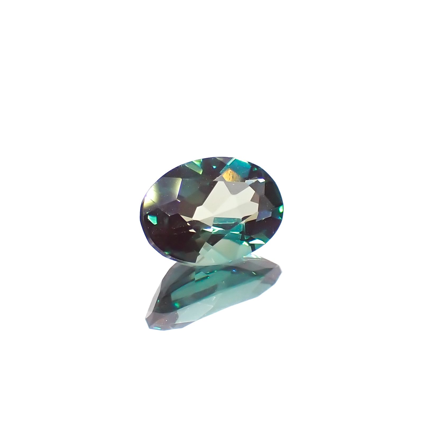 カラーチェンジアンデシン モンゴル産 0.64ct[231023559]7.1x5mm前後