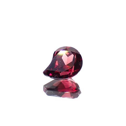 ◇カスタムカット◇パイロープアルマンディンガーネット モザンビーク産 0.83ct[240928956]6.2x4.9mm前後