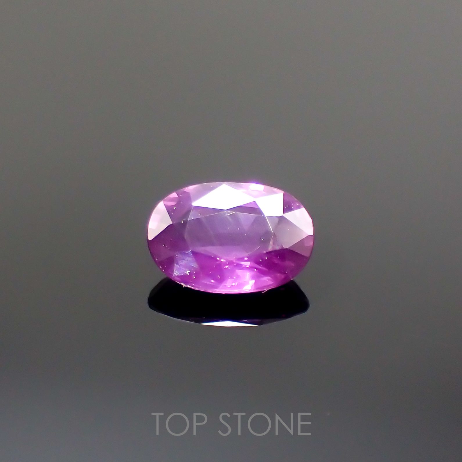 バイカラーサファイア(宝石名バイカラー・サファイア) マダガスカル/タンザニア産 0.81ct 識別済[210812483]6.8×4.6mm前後