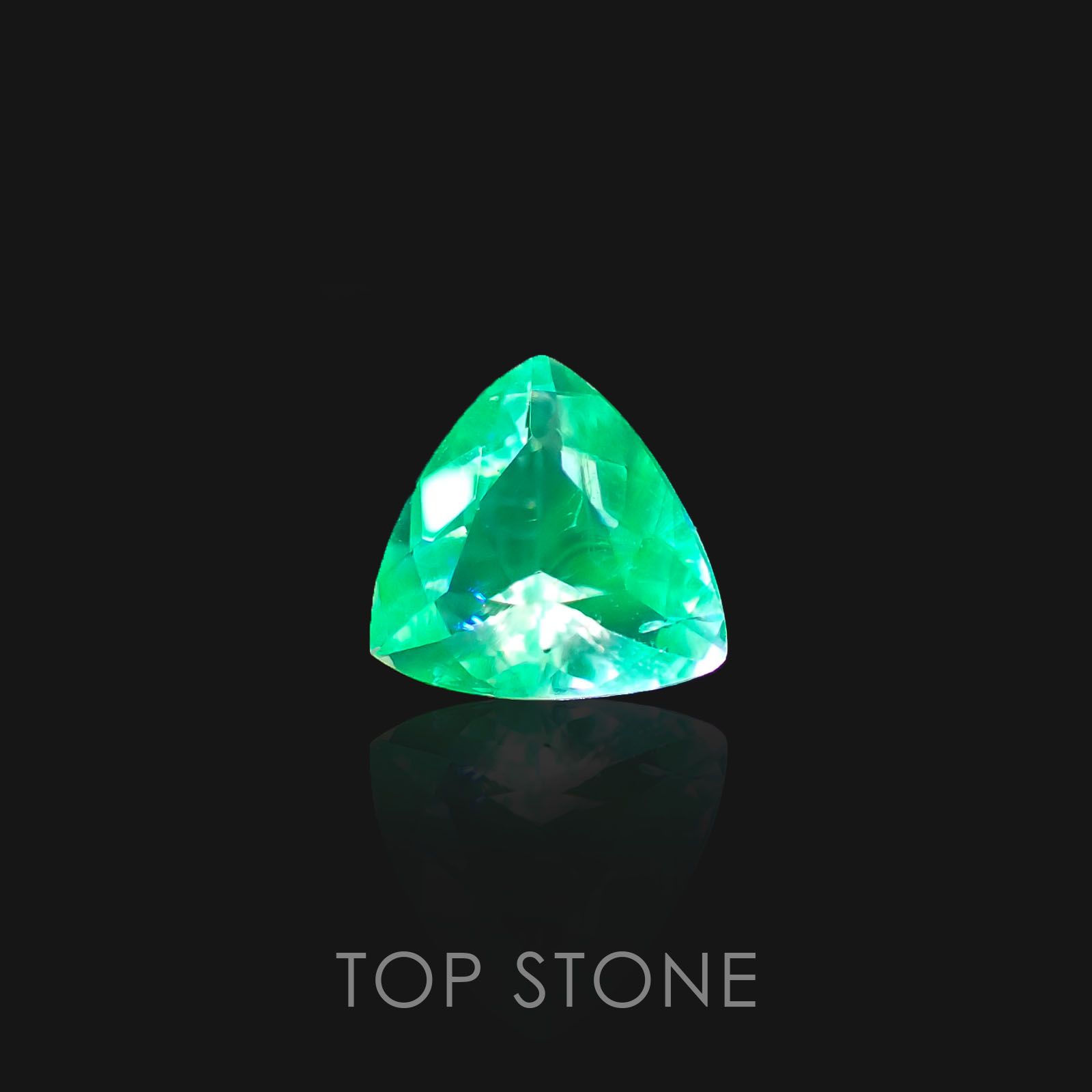 ハイアライトオパール メキシコ産 ルース 0.75ct[20106363]6.7×6.7mm前後