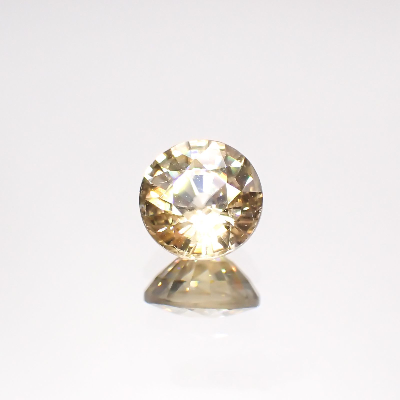 イエロージルコン(宝石名ジルコン)スリランカ/カンボジア産 1.63ct 識別済[220114839]6.5x6.5mm前後 | TOP  STONE(トップストーン)