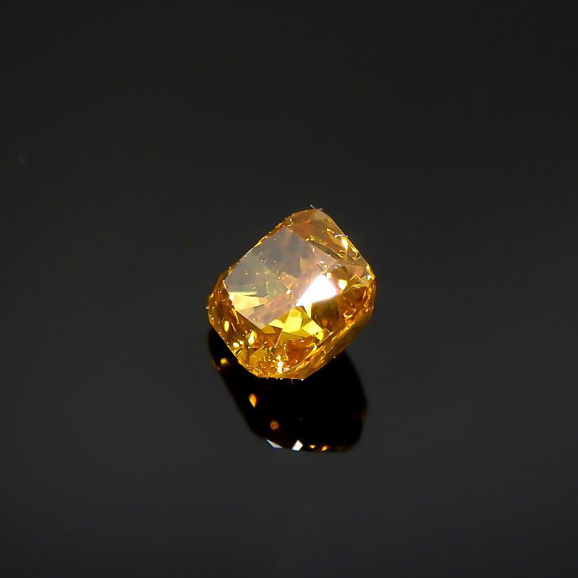 イエローダイヤモンド SI-2 / FANCY DEEP ORANGE YELLOW(宝石名ダイアモンド) 0.192ct ソ付(CGL)[220115154]3.21x3.05mm前後