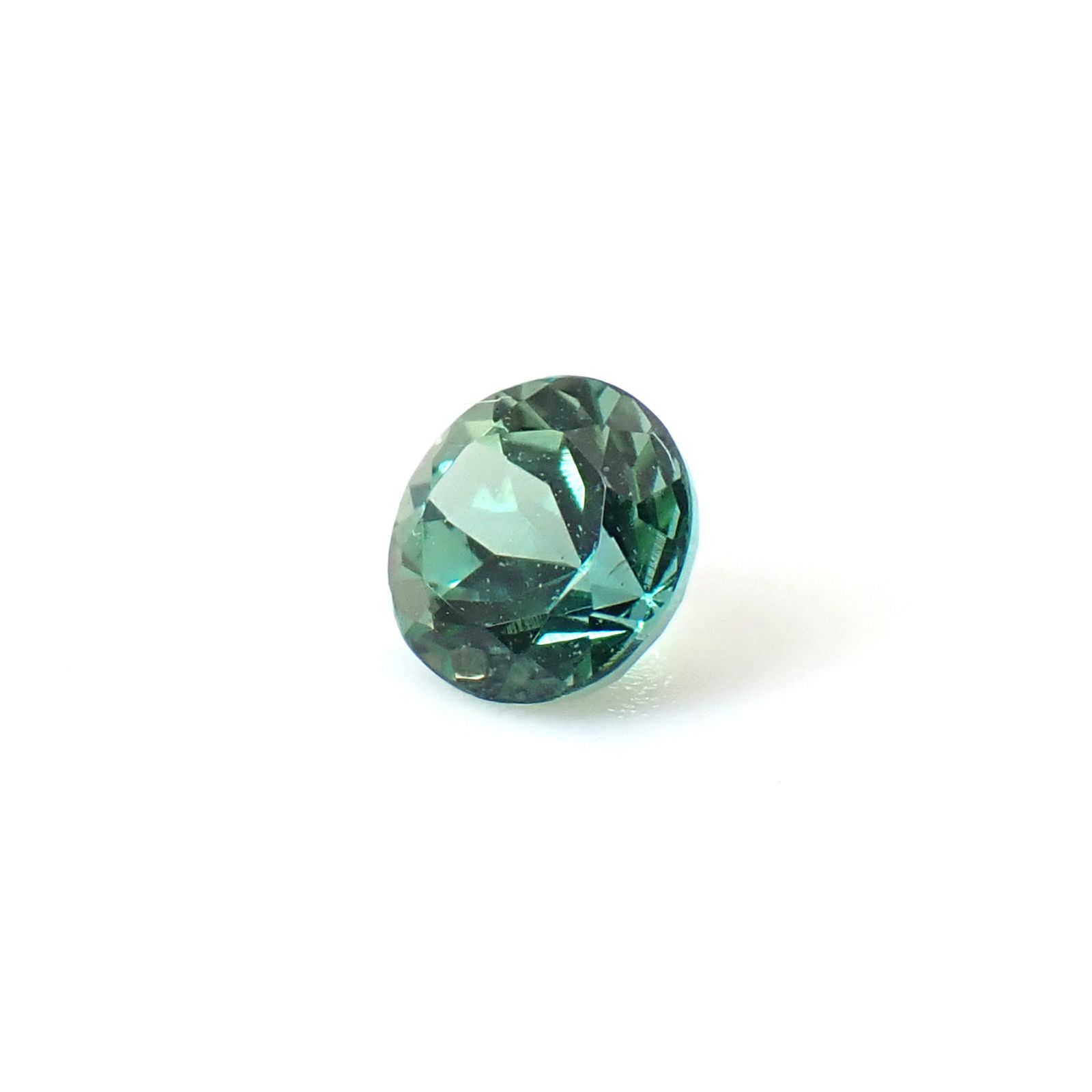 グリーンゾイサイト(宝石名グリーン・ゾイサイト)タンザニア産 識別済 0.24ct / 3.7x3.6mm前後 [260932850]
