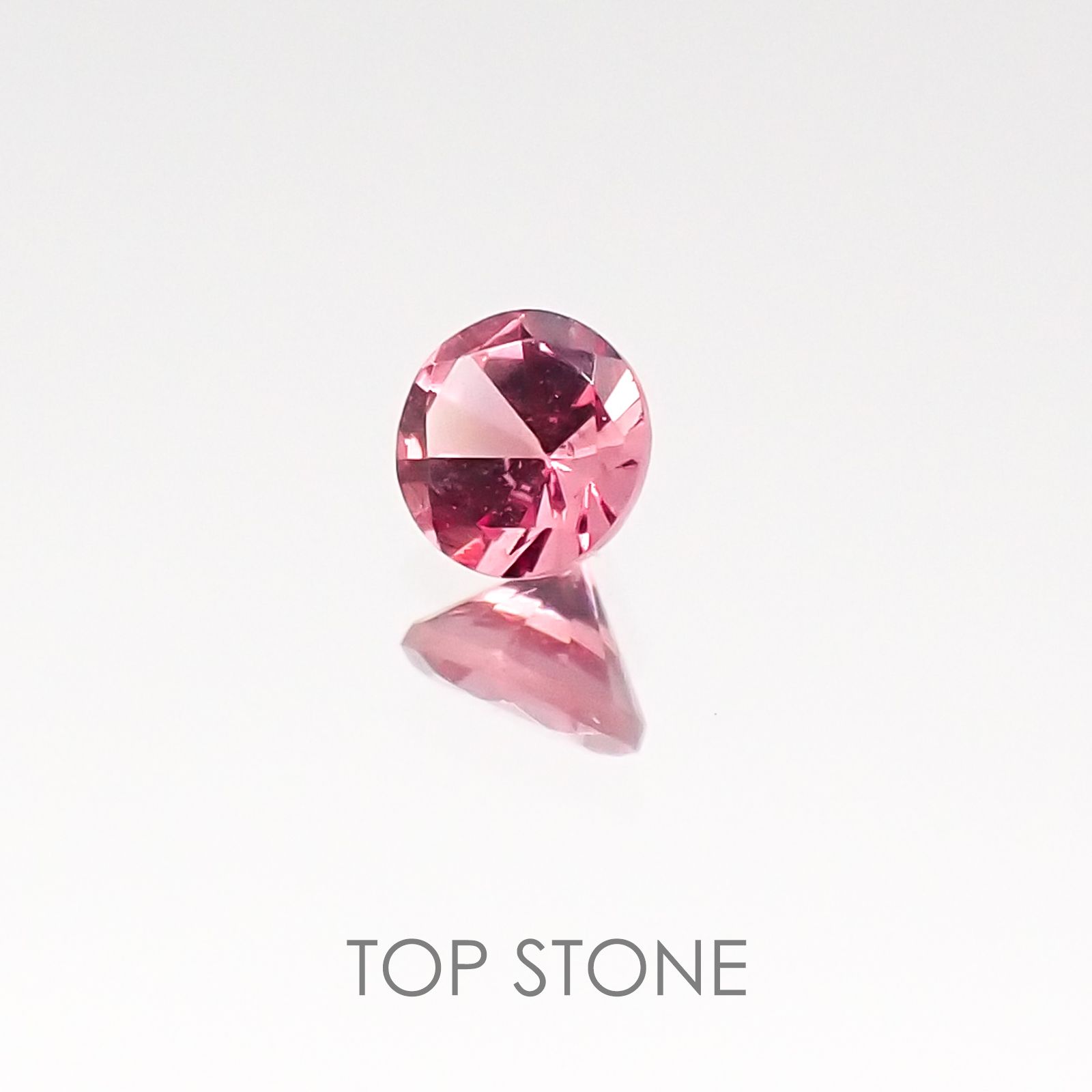 ホットピンクスピネル タンザニア産 ルース 0.12ct[20117674]3×3mm前後