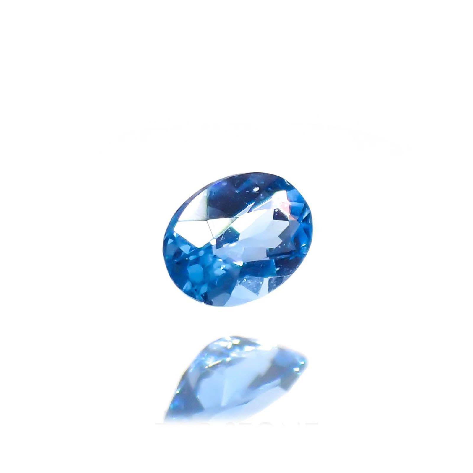 アウイナイト フルオレッセンス(宝石名アウイナイト)ドイツ産 0.027ct 識別済[220114533]2.5x1.5mm前後