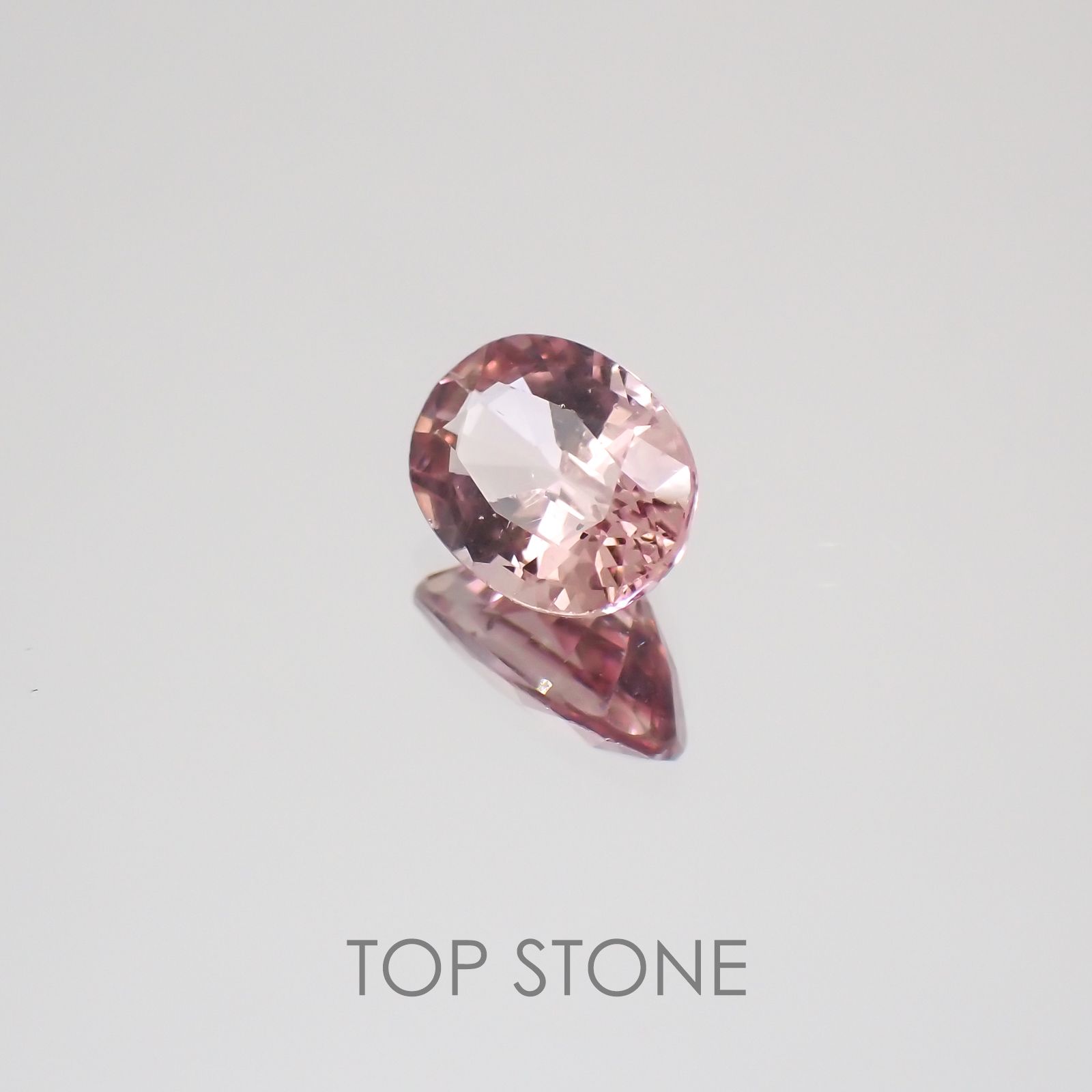マラヤガーネット(宝石名ガーネット) タンザニア産 1.00ct 識別済[21019215]7×5.1mm前後