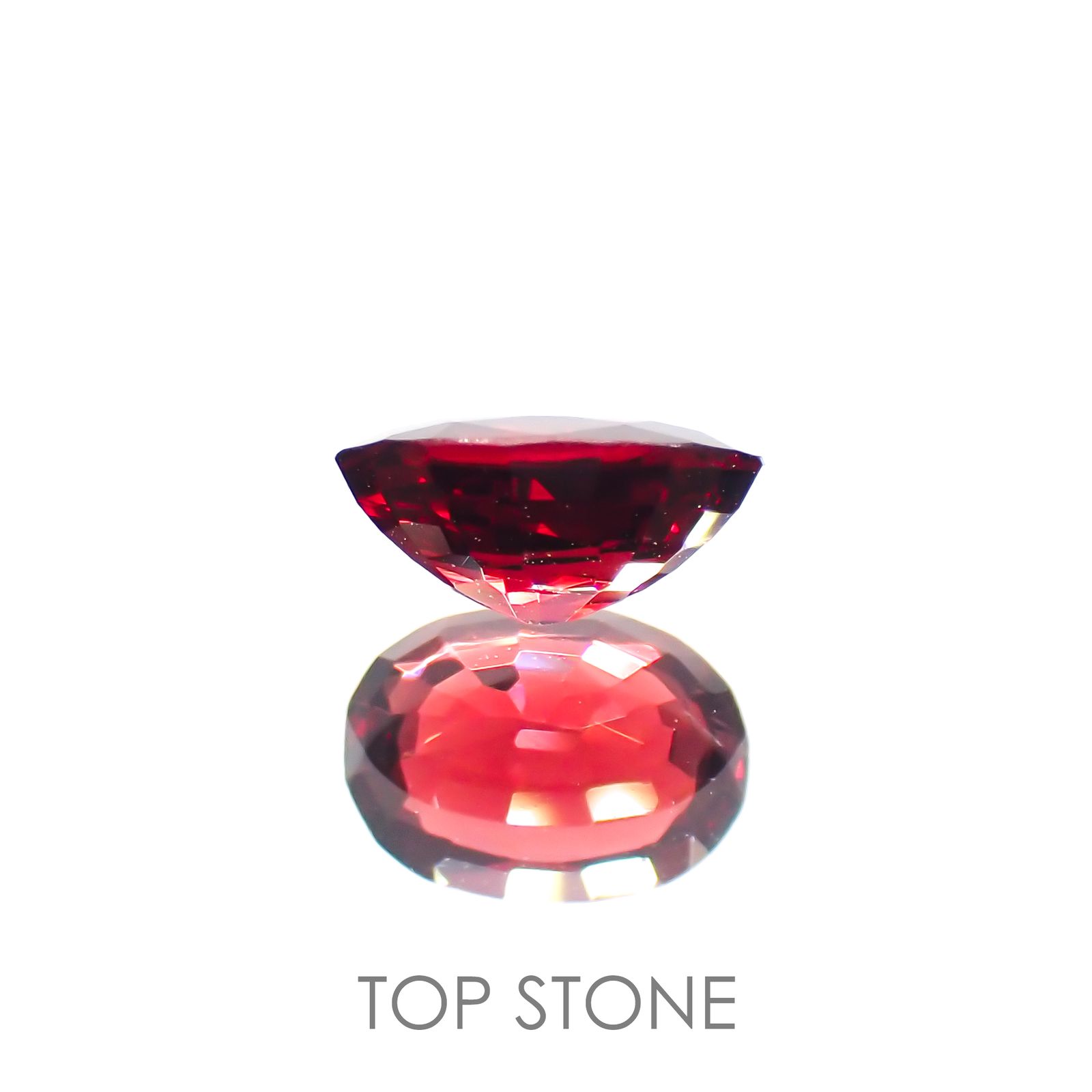 レッドスピネル(宝石名レッド・スピネル) タンザニア産 0.919ct ソ付(彩珠)[20085152]7.1×5.1mm前後