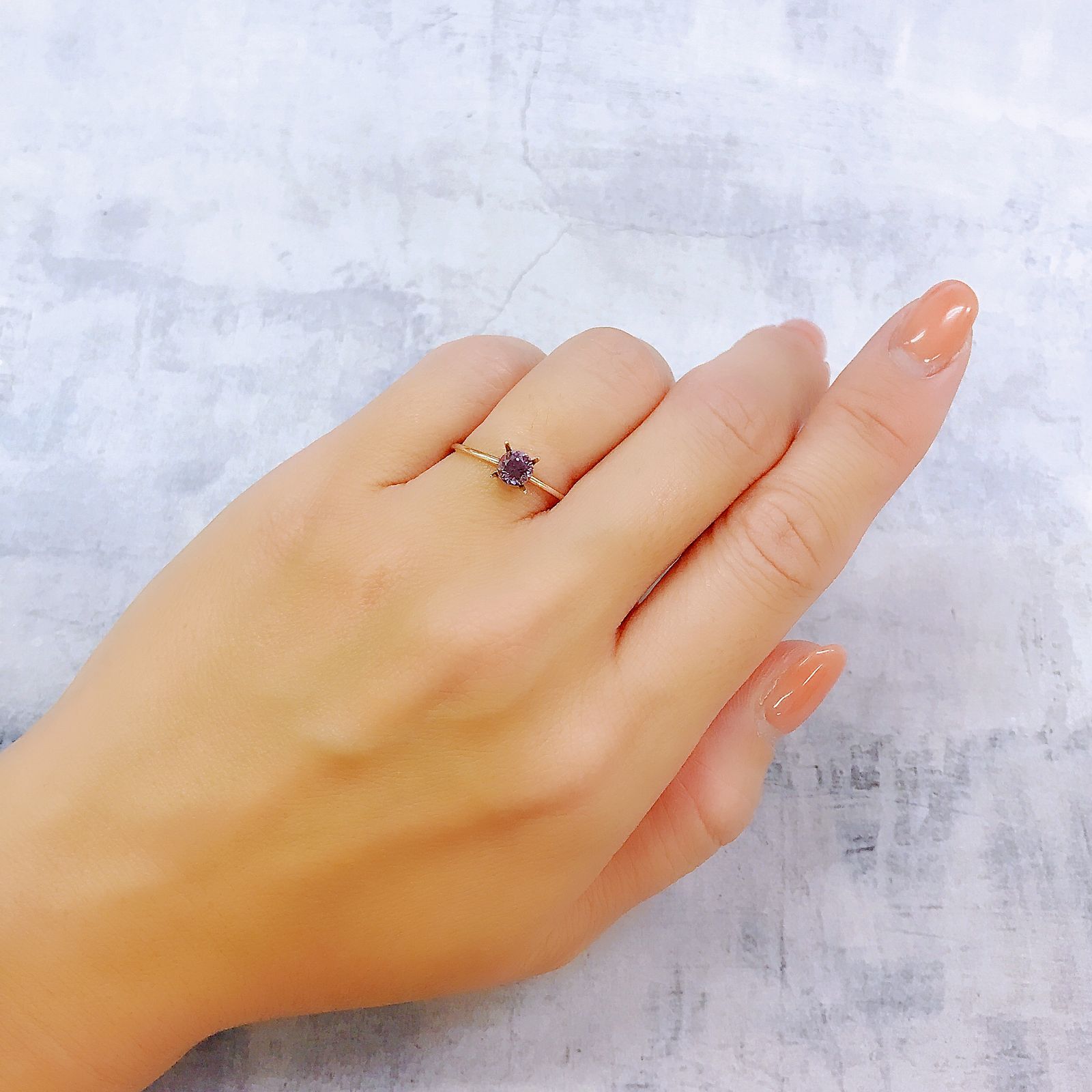 ラベンダーピンクスピネル(宝石名スピネル)ビルマ/マダガスカル産 0.47ct 識別済[220917593]4.7x4.6mm前後