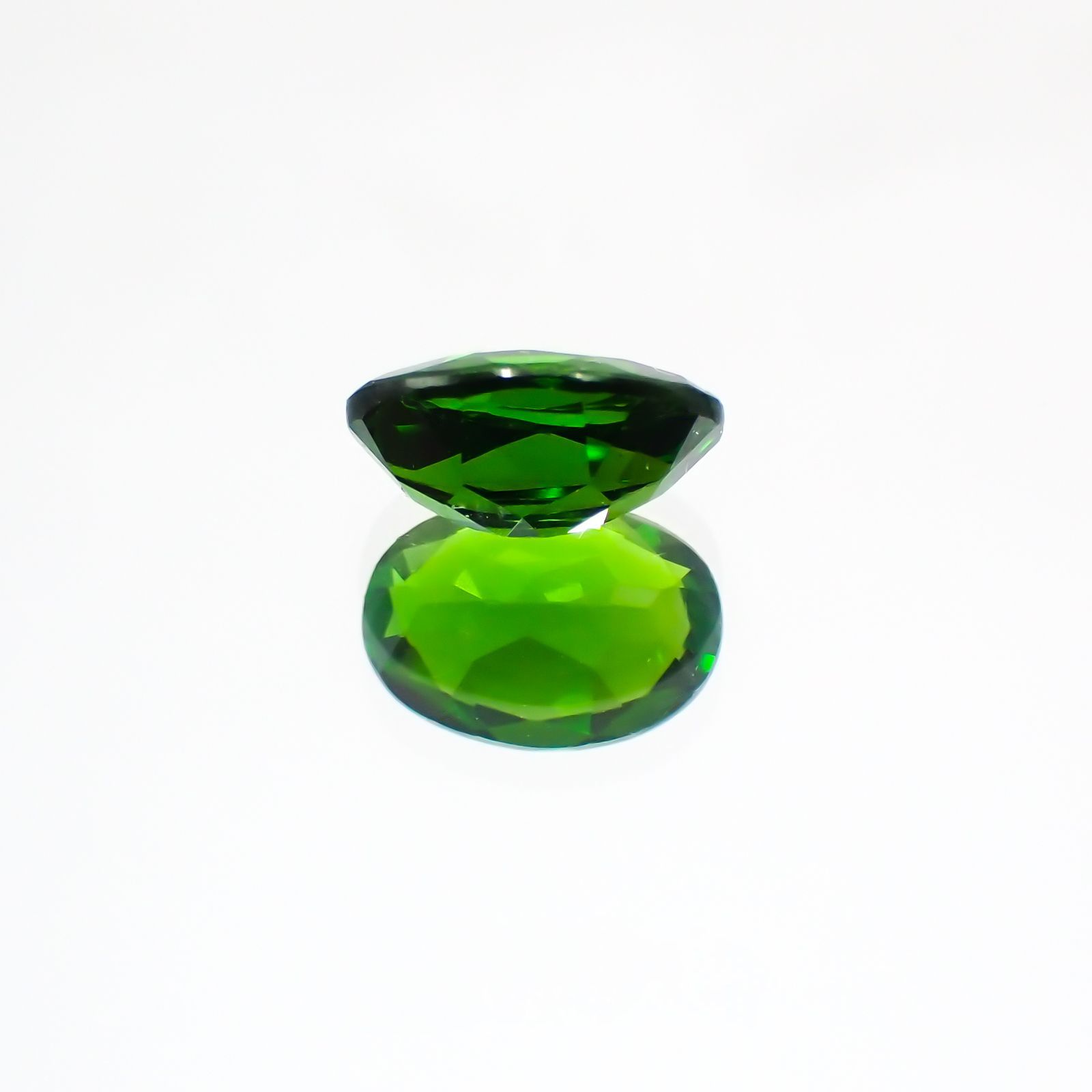 クロムダイオプサイド(宝石名クロム・ダイオプサイド)ロシア産 0.83ct 識別済[231124298]7.2x5mm前後