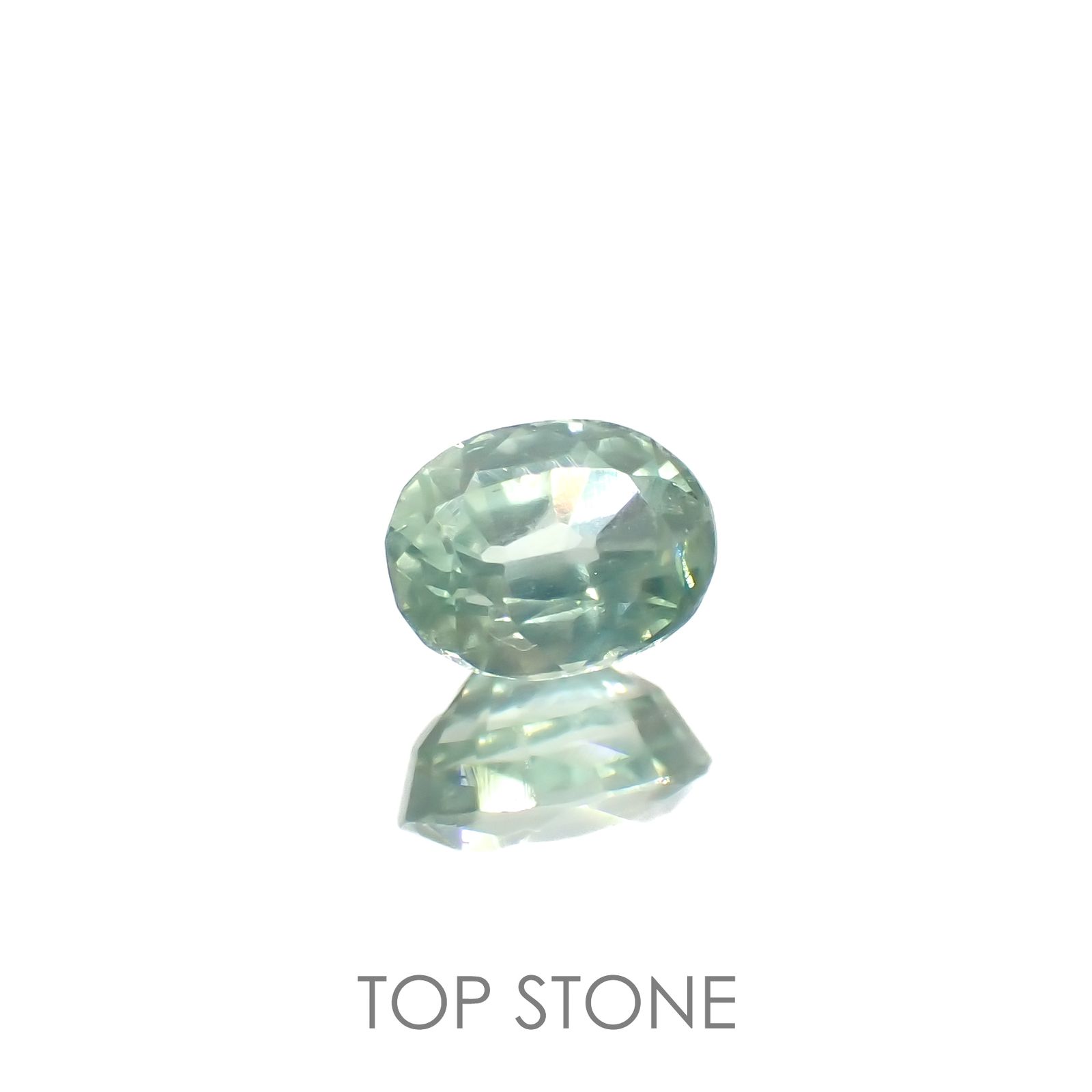 グリーンカイヤナイト(宝石名カイヤナイト)タンザニア産 0.28ct 識別済[220616675]4.1x3.2mm前後