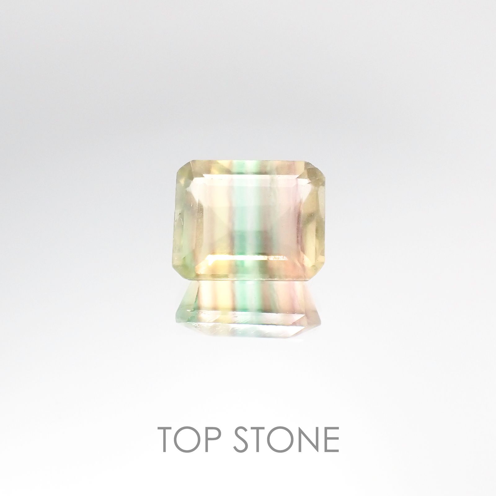 バイカラーフローライト ブラジル産 ルース 4.16ct[20106384]9.9×8.1mm前後