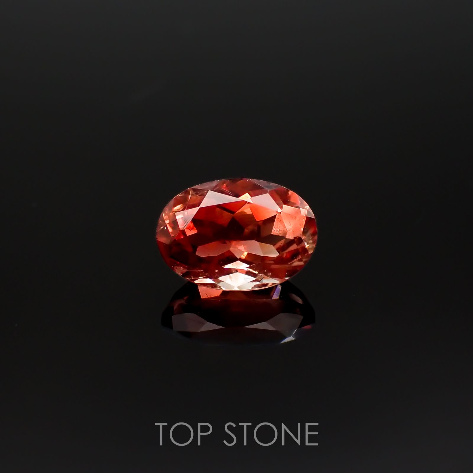レッドラブラドライト(宝石名ラブラドライト)エチオピア産 0.88ct 識別済[221018259]7x4.9mm前後